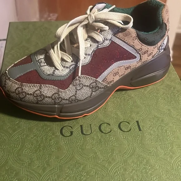 GG Rhyton Canvas Fashion Sneakers - Picture 5 of 11